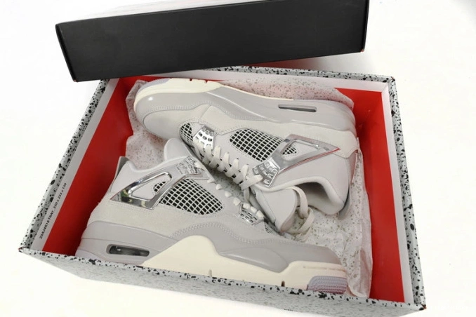 Jordan Frozen AQ9129-001 4 WMNS Air Moments 1027